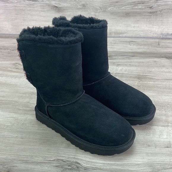 🍁UGG🍁 W BAILEY BOW ABSTRACT SPLATTER BOOTS - Picture 2 of 13